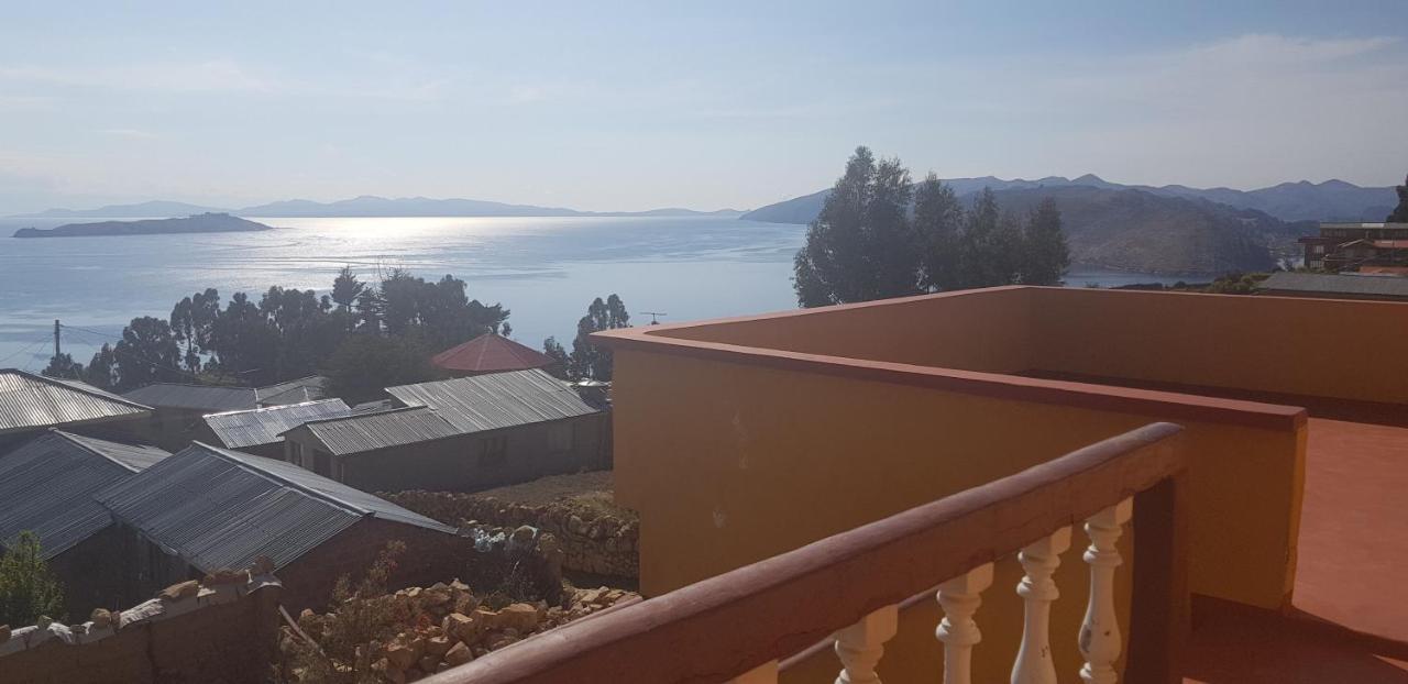 Hostal Utama Comunidad Yumani Екстер'єр фото